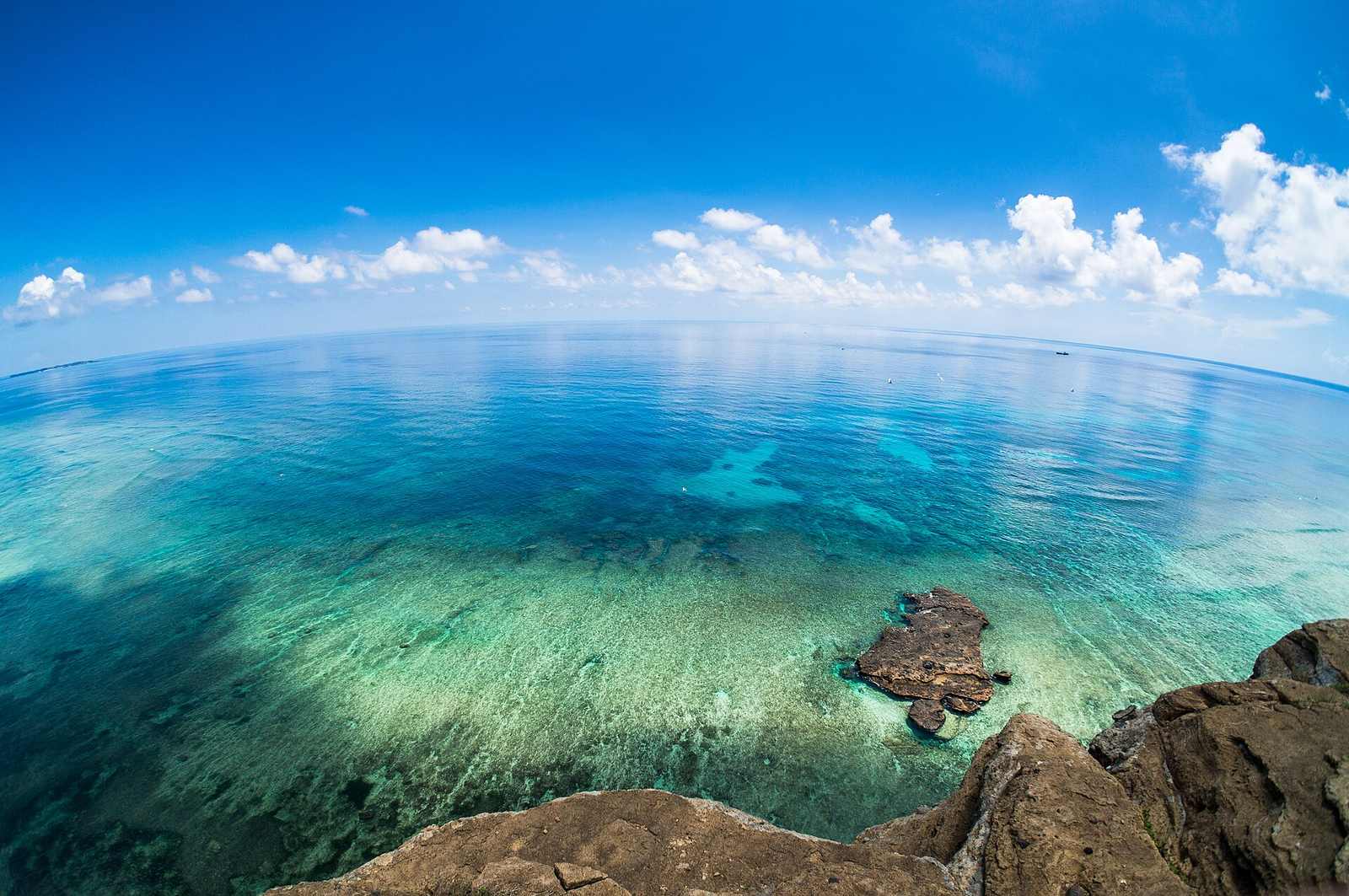 Bờ biển và làng chài đảo Lý Sơn Du lịch Lý Sơn - bờ biển và làng chài