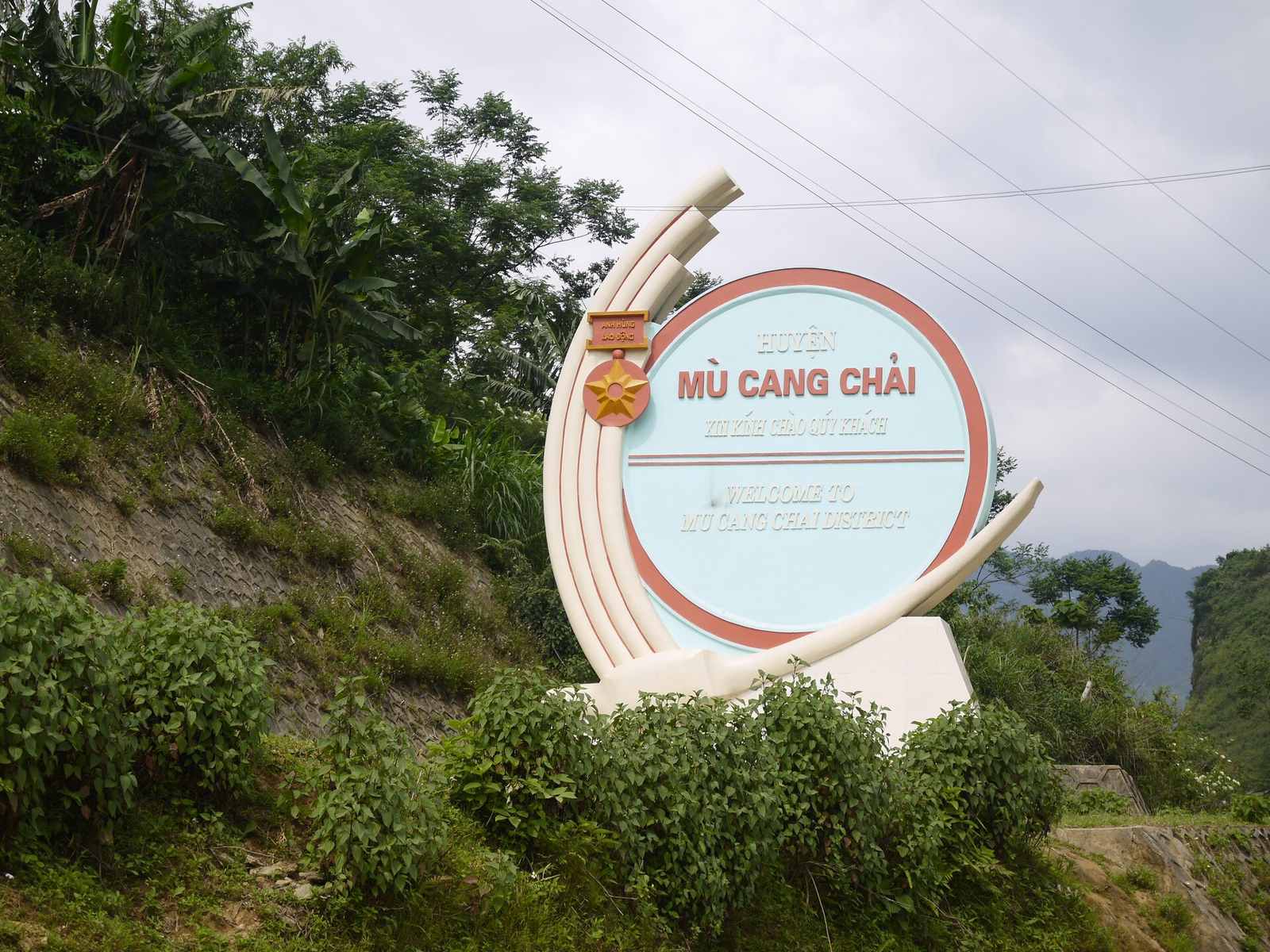 Du lịch Mù Cang Chải - ruộng bậc thang vàng óng