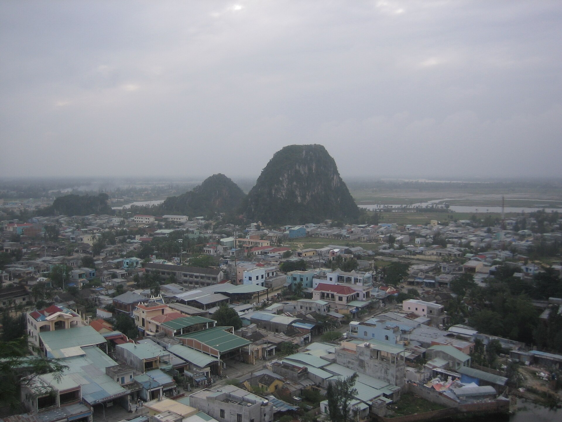 Cảnh Ngũ Hành Sơn minh họa bước kiểm tra vé và khả năng tiếp cận trong tour Đà Nẵng
