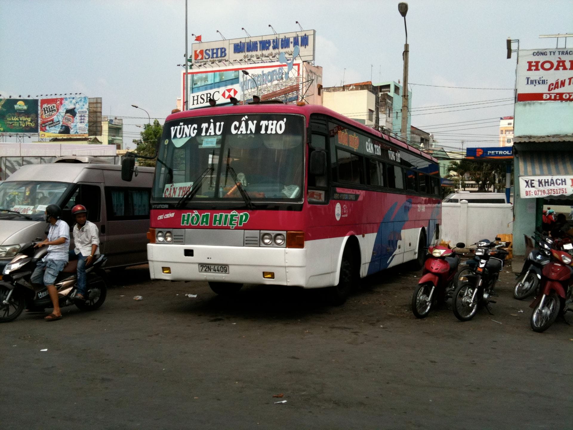 Đi Vũng Tàu bằng phương tiện gì: xe khách liên tỉnh